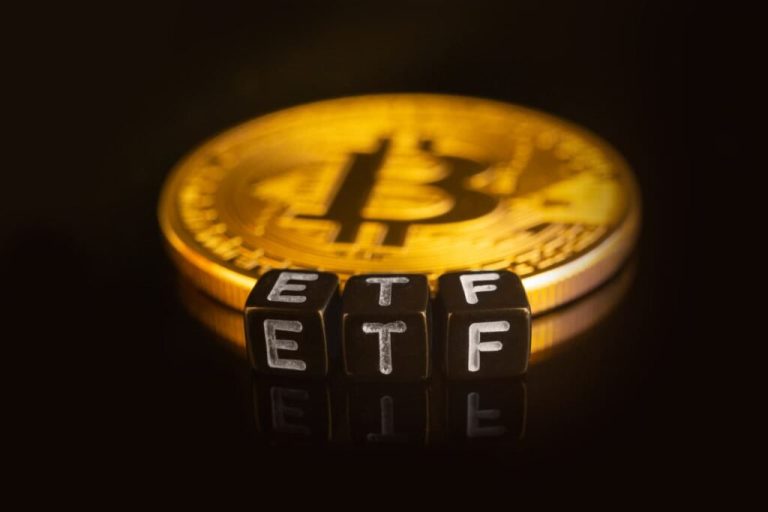 تأیید معاملات آپشن ETF بیت کوین توسط OCC؛ آغاز معاملات از فردا