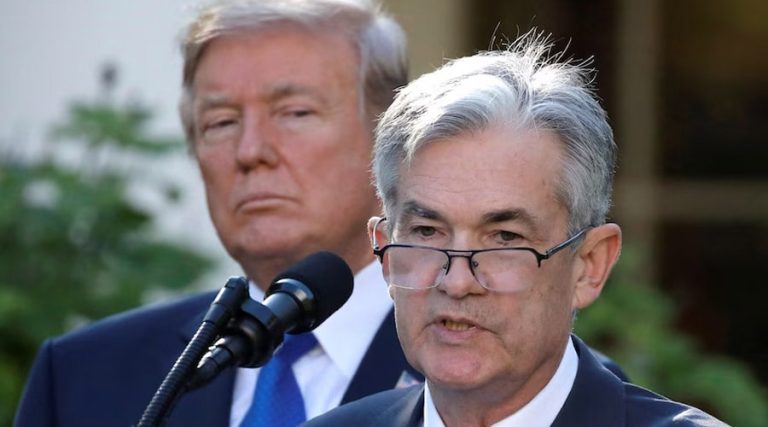 ادامه تنش‌ها بین ترامپ و جروم پاول؛ احتمال تغییر نرخ بهره چند درصد است؟
