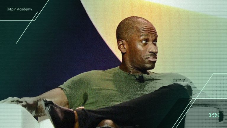 هیز خوش‌بین است، تیت هشدار می‌دهد