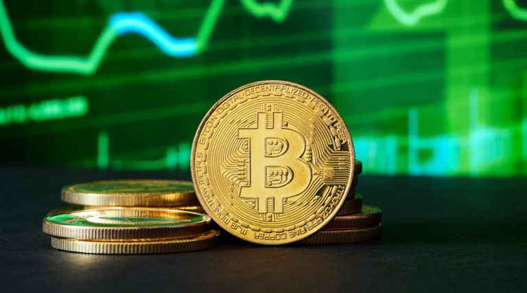 قوی‌ترین جهش روزانه بیت‌کوین از ماه می؛ نشانه‌ها از هدف ۱۰۷ هزار دلار می‌گویند!